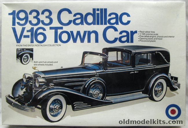 Entex 1/16 1933 Cadillac V-16 Town Car - (ex Bandai), 9029 plastic model kit